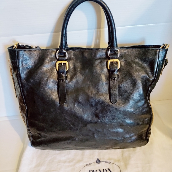 Prada Glacé Black Leather Tote Bag – Gold & Silver Hardware – Rare & Pristine! - Picture 4 of 15